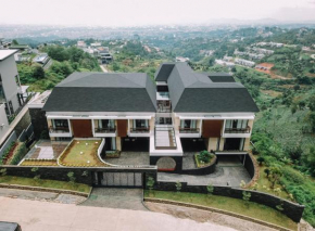 LaMaIn Villa Dago Pakar